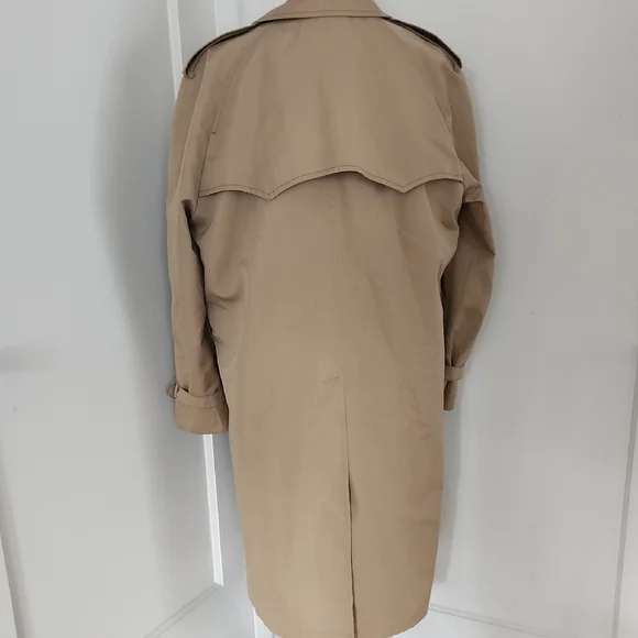 Classic Tan Double-Breasted Men's Trench Coat - Picture 8 of 11